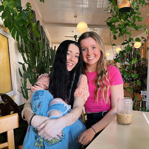 Meet your Posher, Elena